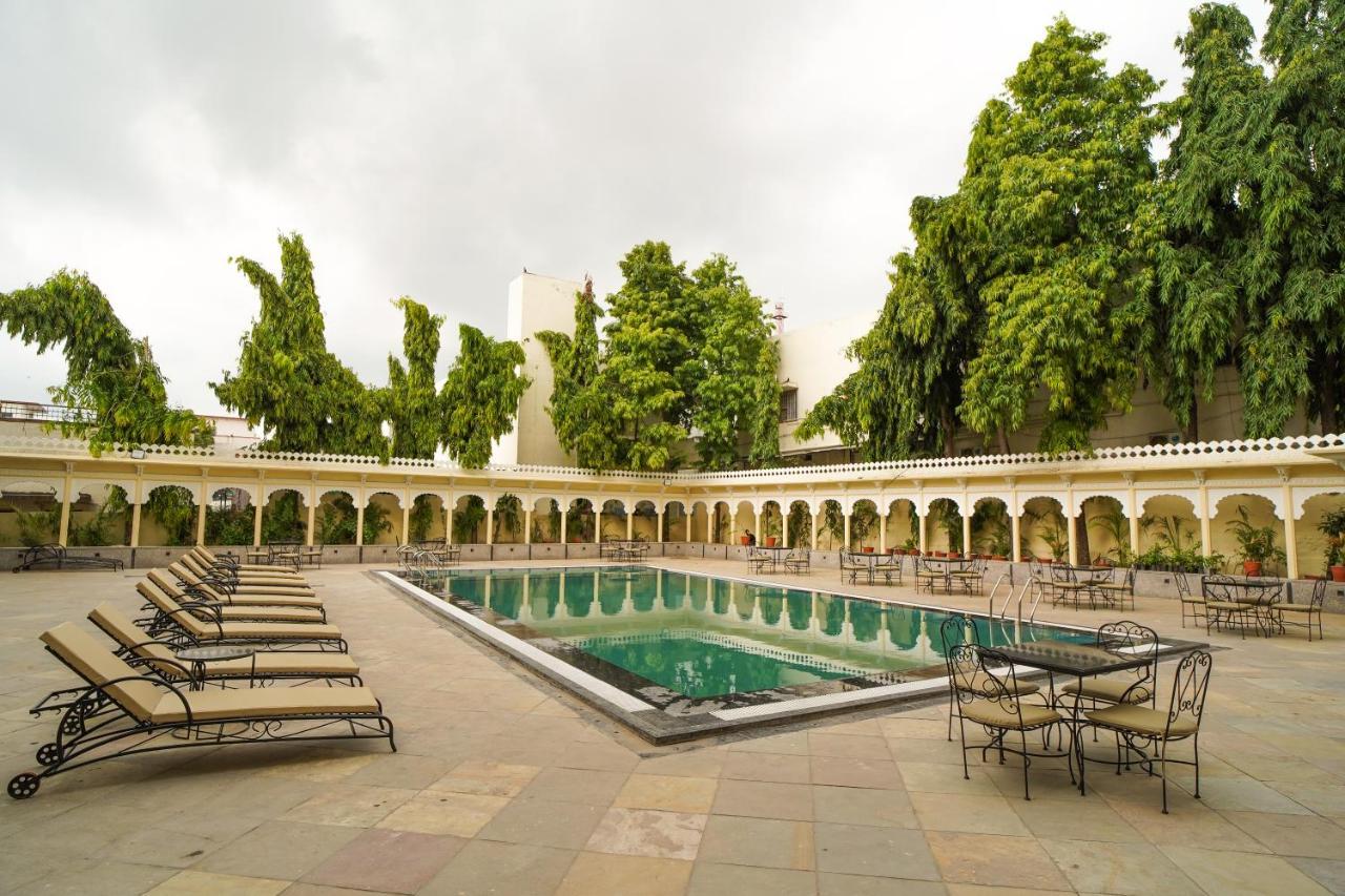 The Amar Mahal By Trulyy Hotel อุเดเปอร์ ภายนอก รูปภาพ