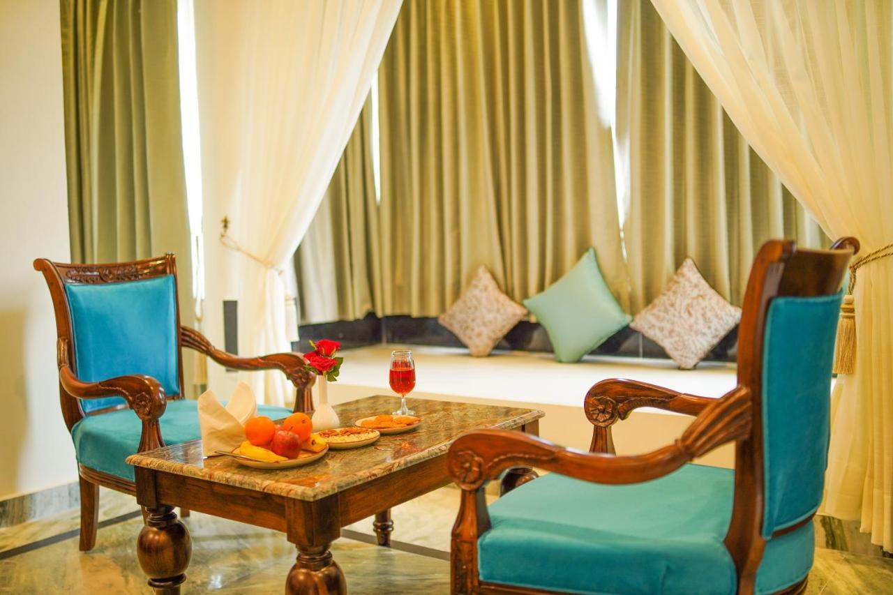 The Amar Mahal By Trulyy Hotel อุเดเปอร์ ภายนอก รูปภาพ