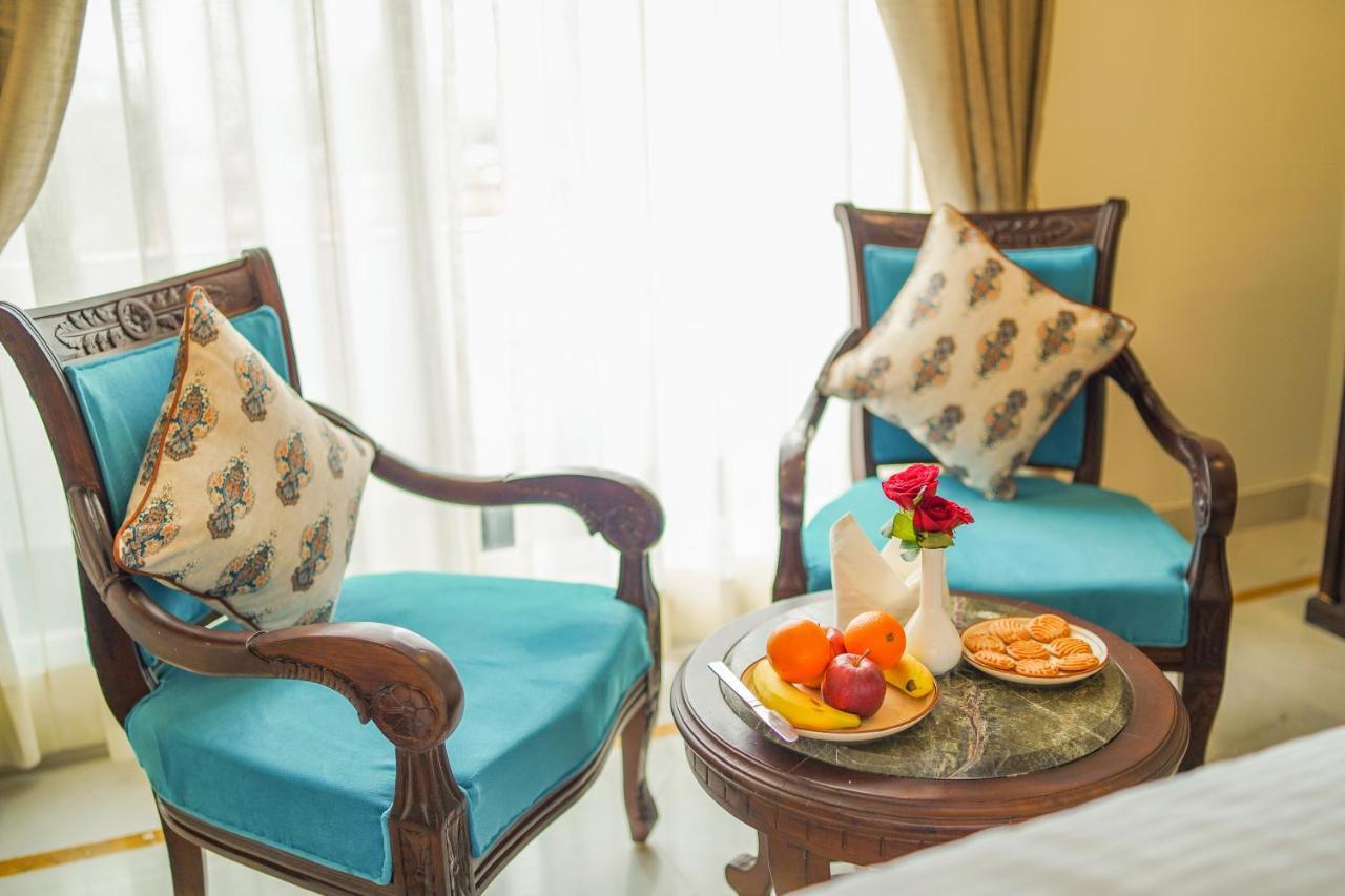 The Amar Mahal By Trulyy Hotel อุเดเปอร์ ภายนอก รูปภาพ