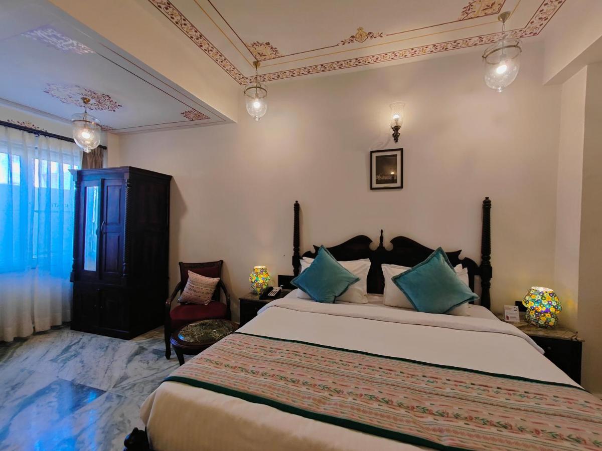 The Amar Mahal By Trulyy Hotel อุเดเปอร์ ภายนอก รูปภาพ