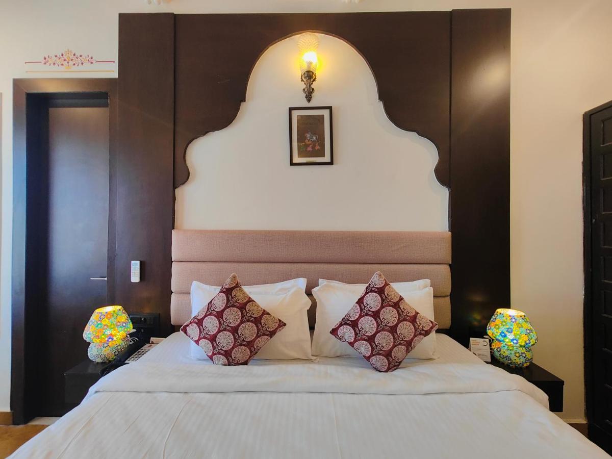 The Amar Mahal By Trulyy Hotel อุเดเปอร์ ภายนอก รูปภาพ