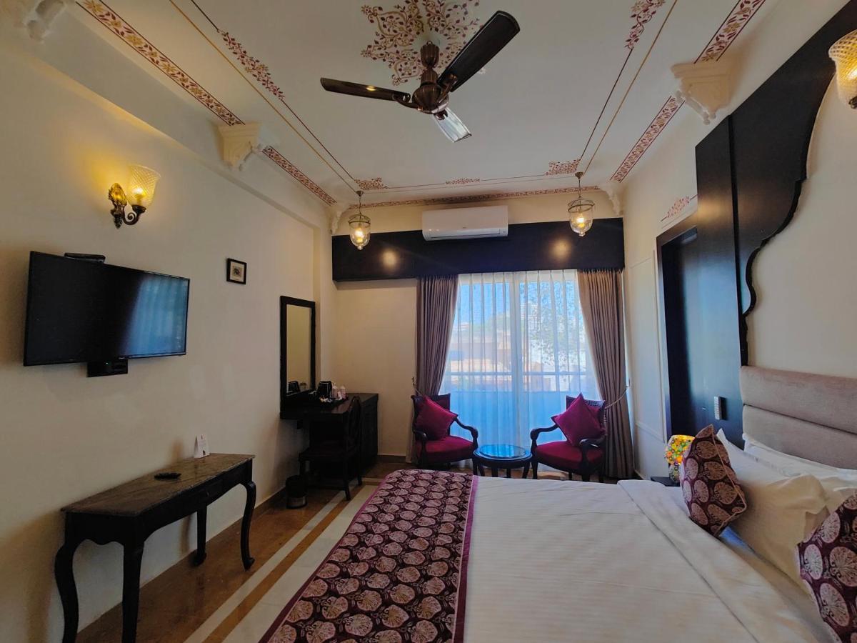 The Amar Mahal By Trulyy Hotel อุเดเปอร์ ภายนอก รูปภาพ