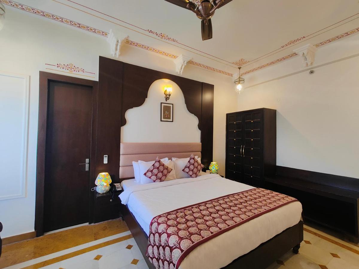 The Amar Mahal By Trulyy Hotel อุเดเปอร์ ภายนอก รูปภาพ